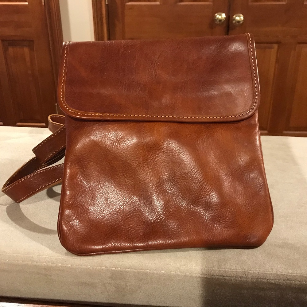 Crossbody bag